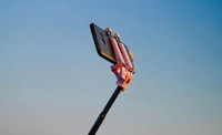 Sunset-Sharing Apps Image 1