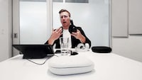 Dynamic Comfortable ANC Headphones Image 3