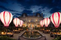 Riviera-Inspired Dining Experiences