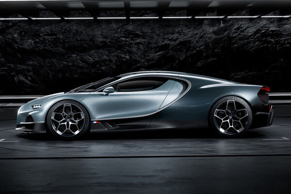 High-Performance Hybrid Sports Cars
