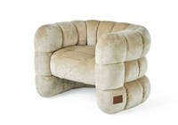 Flamboyant Vintage-Inspired Armchairs Image 6