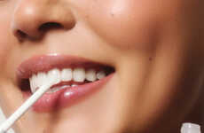 Dual-Sided Teeth Brighteners