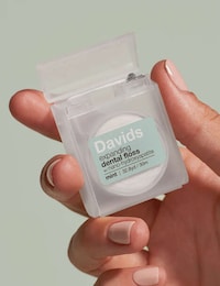 Expanding Dental Flosses