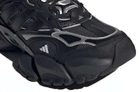 Minimal Chunky Running Shoes