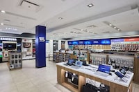 Small-Format Tech Stores Image 1