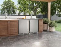Dual-Function Outdoor Kitchen Appliance Image 1