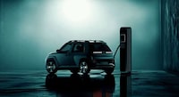 Quick-Charge Electric CUVs Image 3