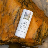 Coconut-Infused Face Cleansing Powders Image 1