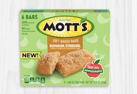 Fruity Applesauce-Based Bars Image 3