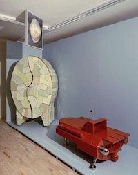 American Art Furniture Exhibits Image 3