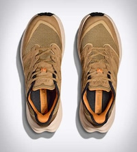 Intuitive Slip-On Hiking Sneakers Image 2