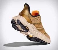 Intuitive Slip-On Hiking Sneakers Image 3