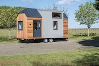 Space-Conscious Compact Homes Image 2