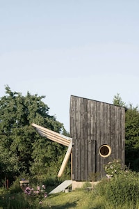 Serene Wooden Garden Pavilions Image 2