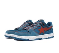 Fashion-Forward Skate Sneakers Image 3