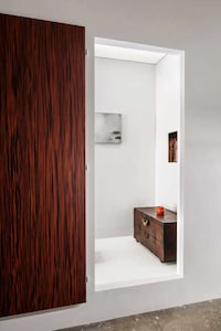 Bright Showroom Research Libraries Image 1