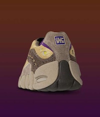 Chunky Patterned Sneaker Models Image 1