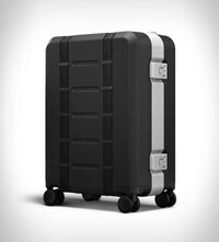 Industrial Scandinavian Luggage Lines Image 4