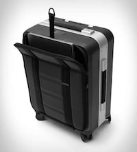 Industrial Scandinavian Luggage Lines Image 5