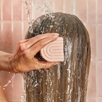 Solid Castor Oil Haircare Image 1