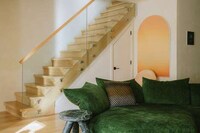 Elegant Artful Townhouses Image 2