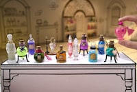 Mini Fantasy Collectibles Image 1