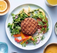 Vegan-Friendly Restaurant Chain Menus Image 1