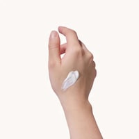 Multi-Functional Moisturizing Sunscreens Image 2