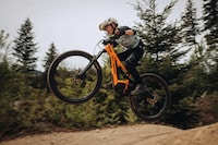 Kid-Friendly Electric Mountain Bikes Image 1