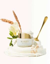 Vegan Yogurt Skincare Image 1