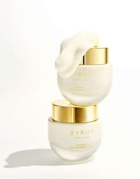 Vegan Yogurt Skincare Image 6