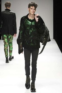 Shimmery Camouflage Menswear Image 2