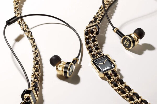 Fully Functional Statement Pieces