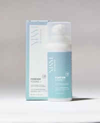 Eco-Friendly Luxury Suncare Image 4