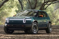 Sporty Electric Cargo Vans Image 1