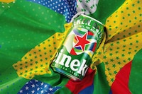 Country-Conjoining Beer Can Designs Image 3