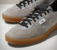 Soccer-Inspired Sneaker Styles Image 4