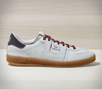 Soccer-Inspired Sneaker Styles Image 6