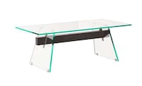Juxtaposing Material Dining Tables Image 3