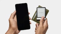 E Ink Crypto Wallets Image 1