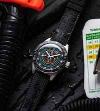 Chromatic Decompression Diver Watches Image 2