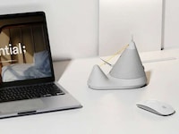 Sculptural Gondola-Inspired Speakers Image 2
