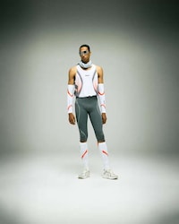 Desert-Rated Running Gear Image 2