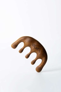 Scalp Massage Combs Image 1
