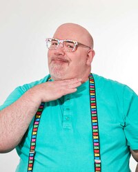 Superfan-Style Eyewear Image 1