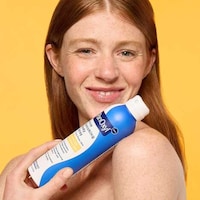 Acne-Banishing Body Sprays Image 1