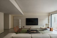 Glamorous Urban Tranquil Villas Image 2