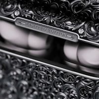 Baroque-Style Earbud Cases Image 4
