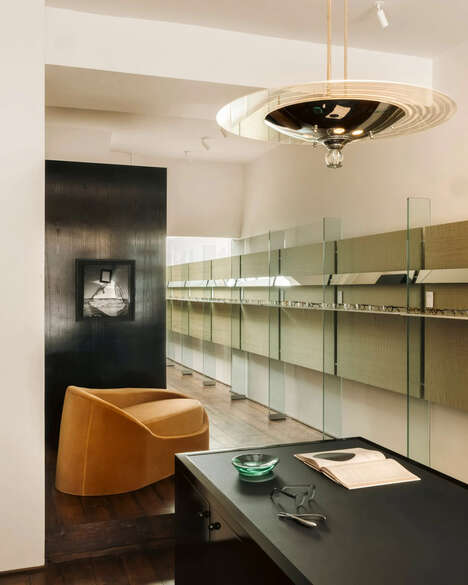 Artist Loft-Resembling Stores