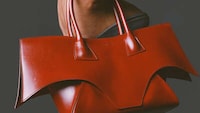 Avant-Garde Handbag Designs Image 2